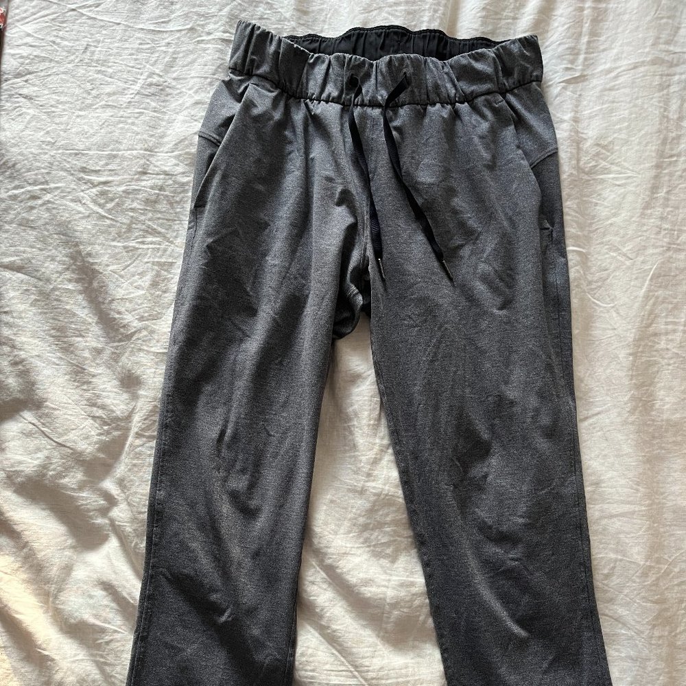 Lululemon On The Fly Pant size 6